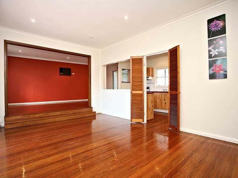 30 Sherwood Street, Northmead NSW 2152