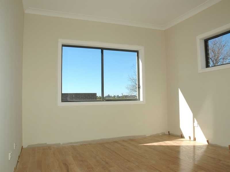 1 & 2/30 Hampden Road, South Wentworthville NSW 2145