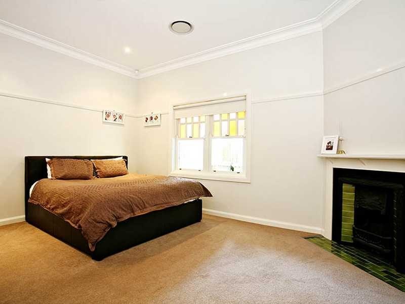 21 Thomas Street, Northmead NSW 2152