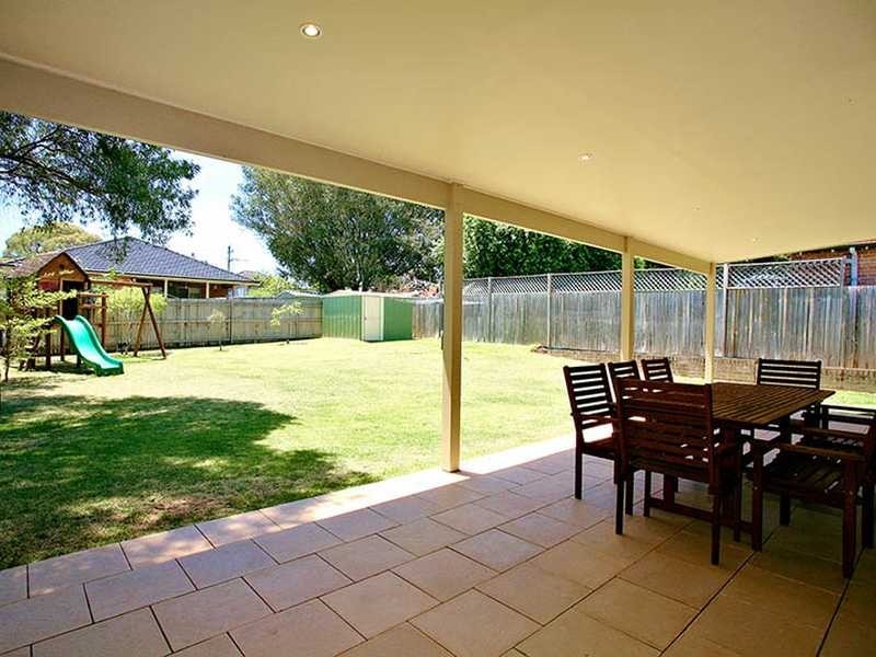 21 Thomas Street, Northmead NSW 2152