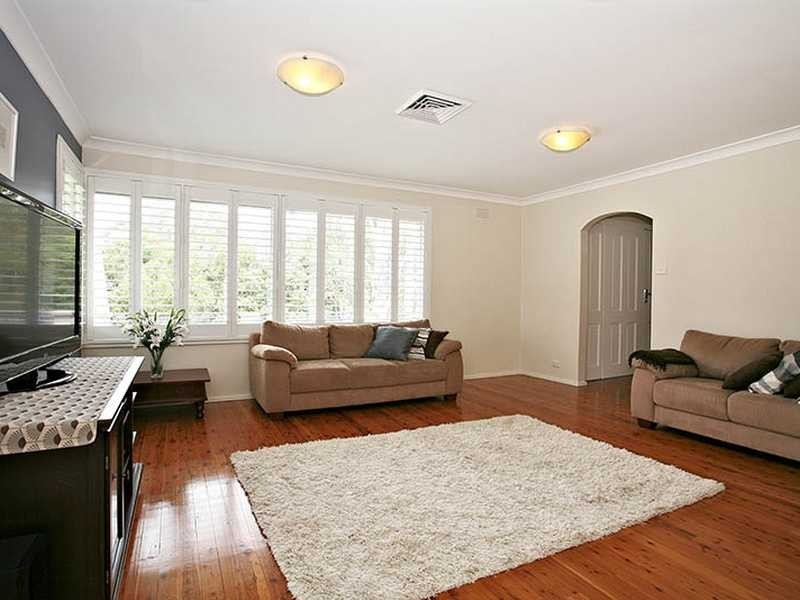 100 Reilleys Road, Winston Hills NSW 2153