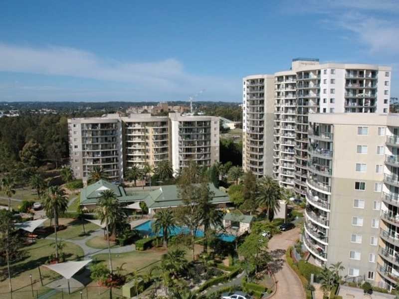 911/91D Bridge Road, Westmead NSW 2145