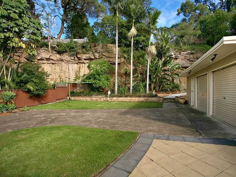 16 Caprera Road, Northmead NSW 2152