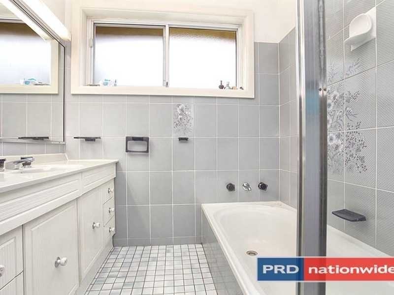 44 Balmoral Road, Northmead NSW 2152