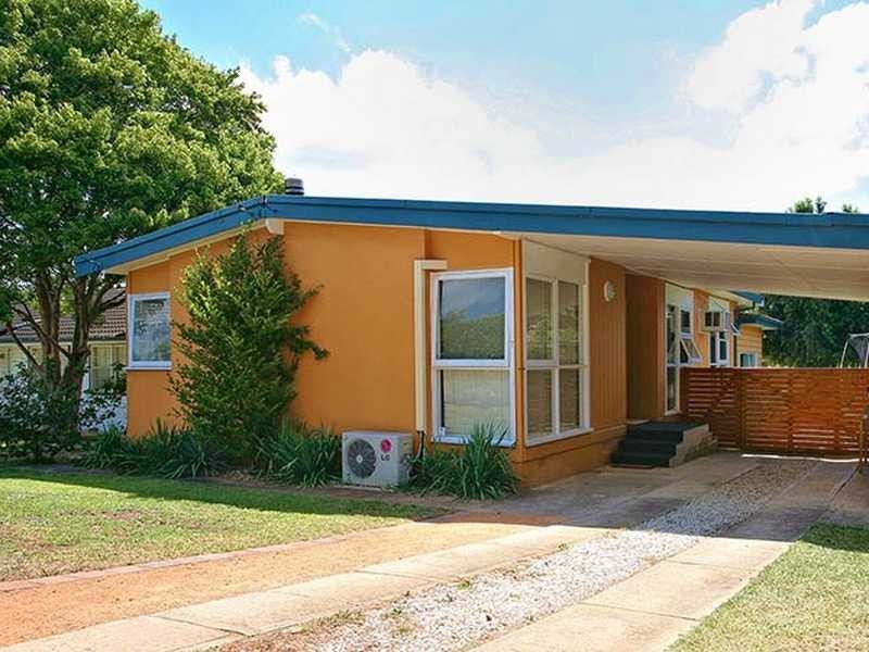 7 Lodge Avenue, Old Toongabbie NSW 2146