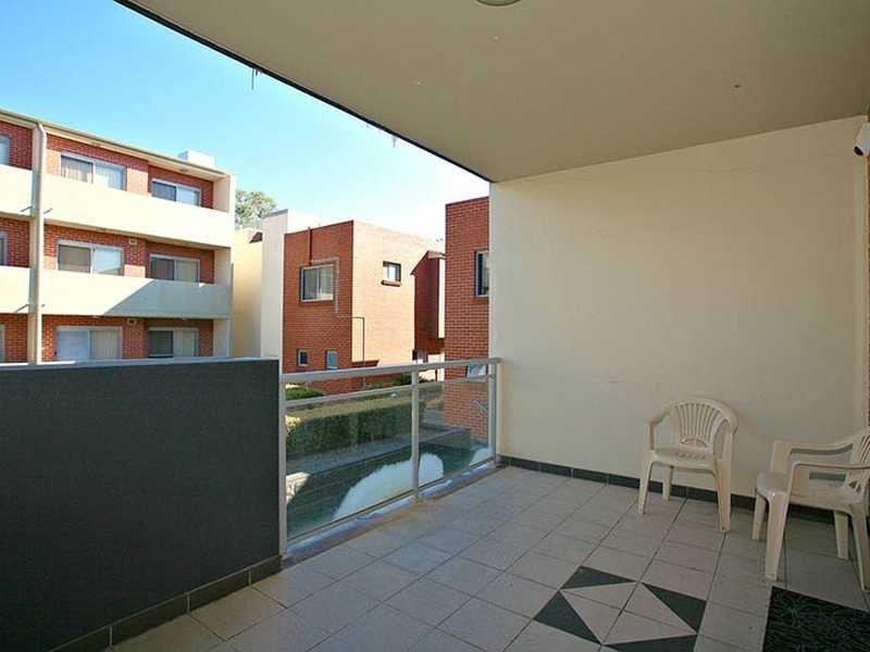 12/65-71 Beamish Road, Northmead NSW 2152