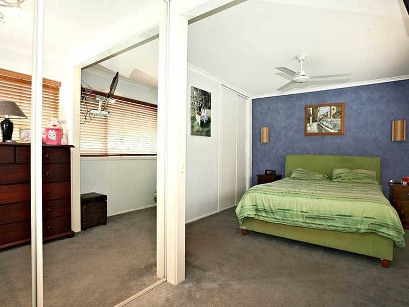 19 Lodge Avenue, Old Toongabbie NSW 2146