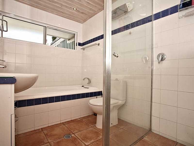 19 Lodge Avenue, Old Toongabbie NSW 2146