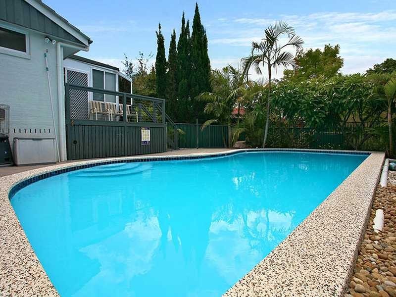 19 Lodge Avenue, Old Toongabbie NSW 2146