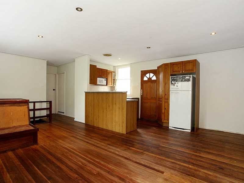 10 Forest Close, Northmead NSW 2152