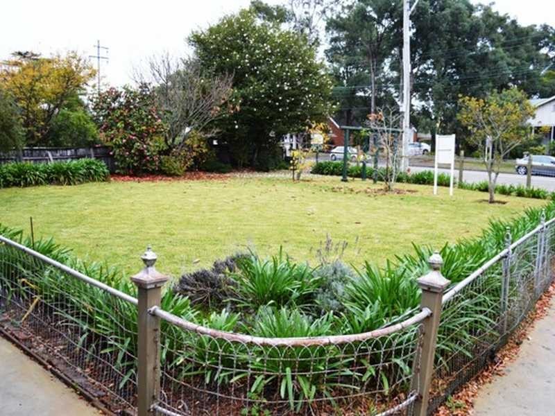 4 Hammers Road, Northmead NSW 2152