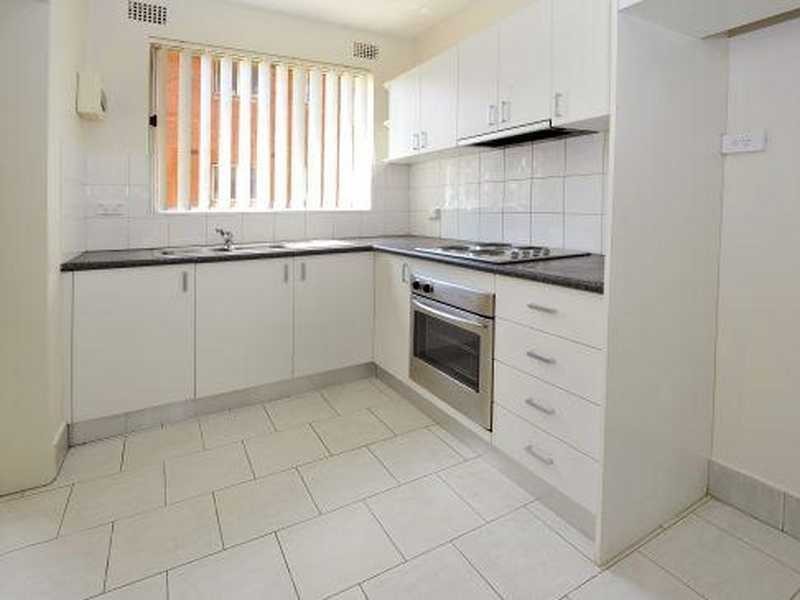 Unit/2/11-13 Station Street West, Harris Park NSW 2150