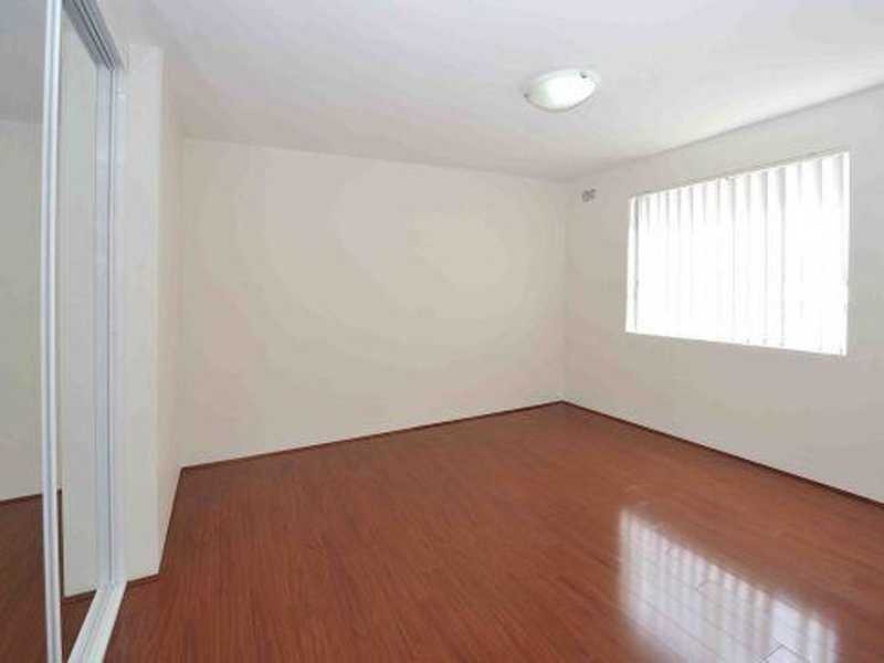 13/11-13 Station Street West, Harris Park NSW 2150