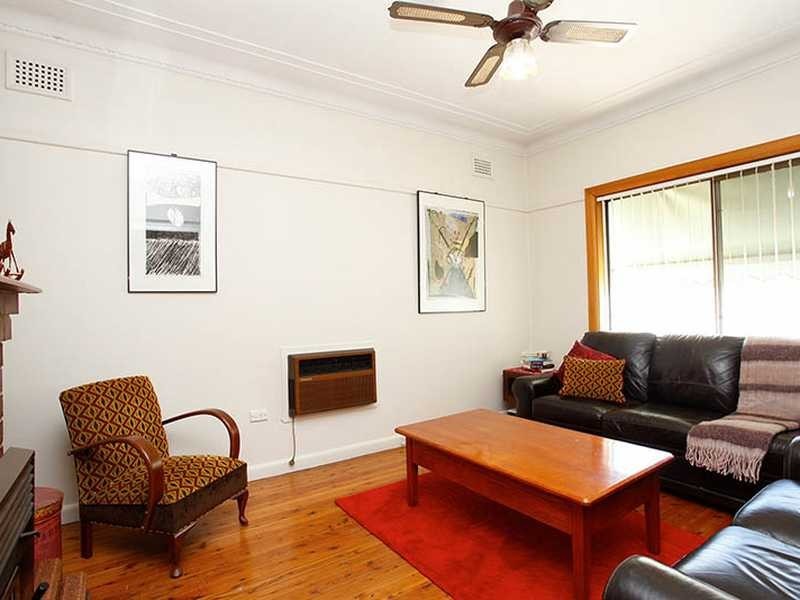 28 Balmoral Road, Northmead NSW 2152