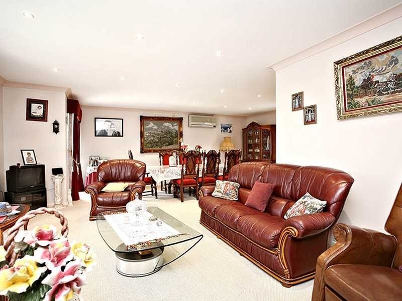 22 Lennox Street, Northmead NSW 2152