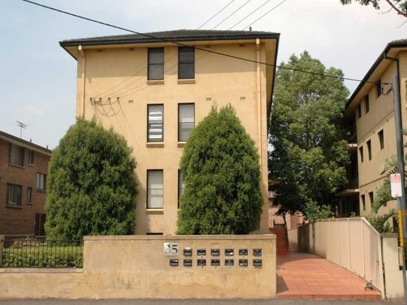 12/35 Harris Street, Harris Park NSW 2150