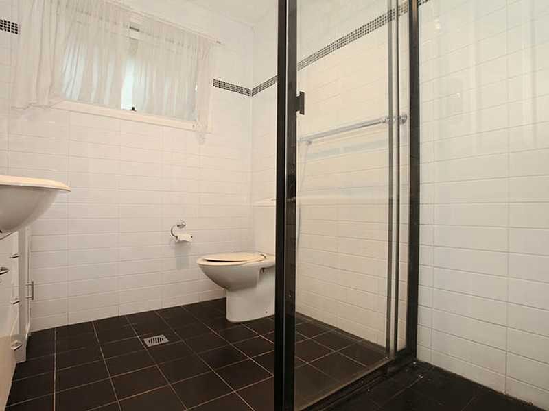 34 Lodge Avenue, Old Toongabbie NSW 2146