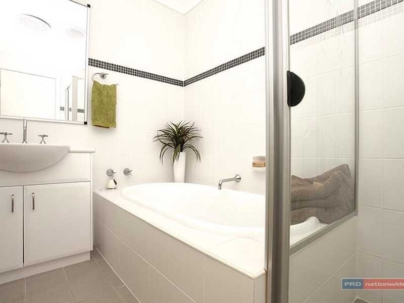 75 Hyde Avenue, Glenhaven NSW 2156