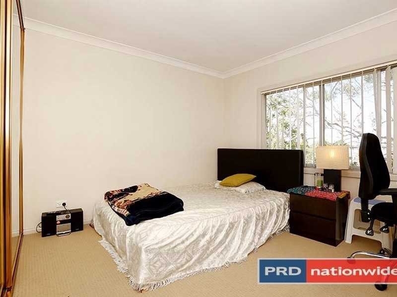 12 Brelogail Street, Northmead NSW 2152