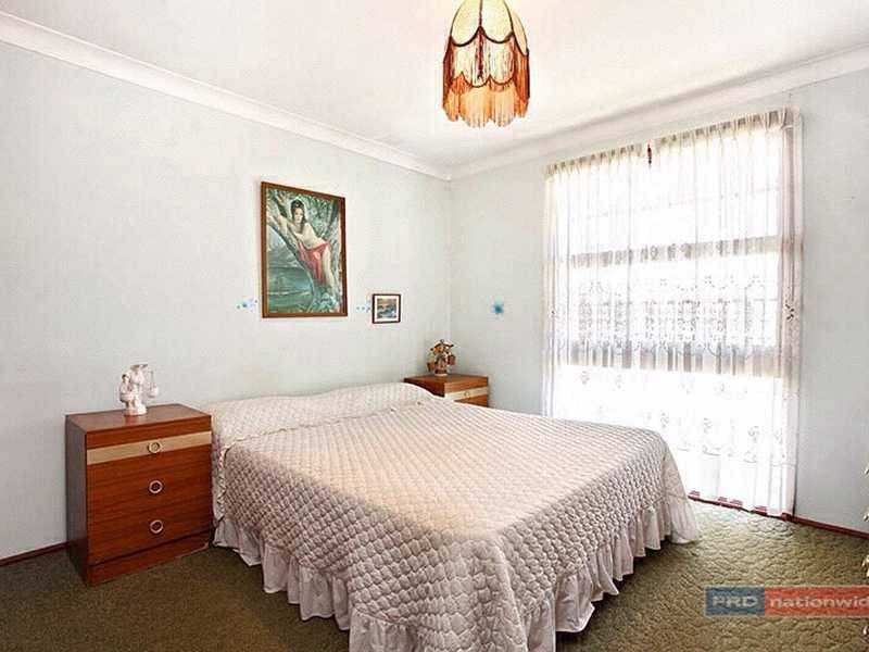 37 Anderson Road, Northmead NSW 2152