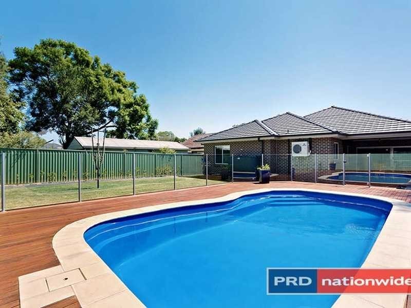67 Lamonerie Street, Toongabbie NSW 2146