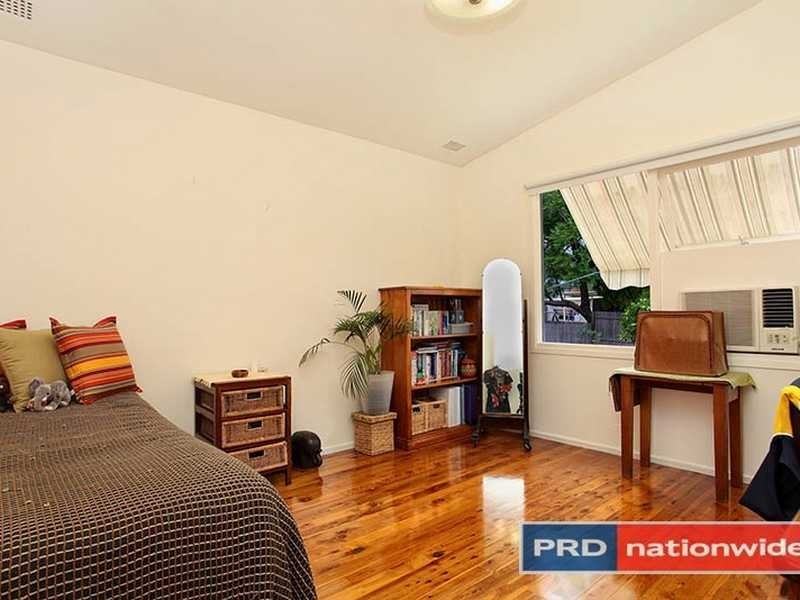 8 Harrison Street, Northmead NSW 2152