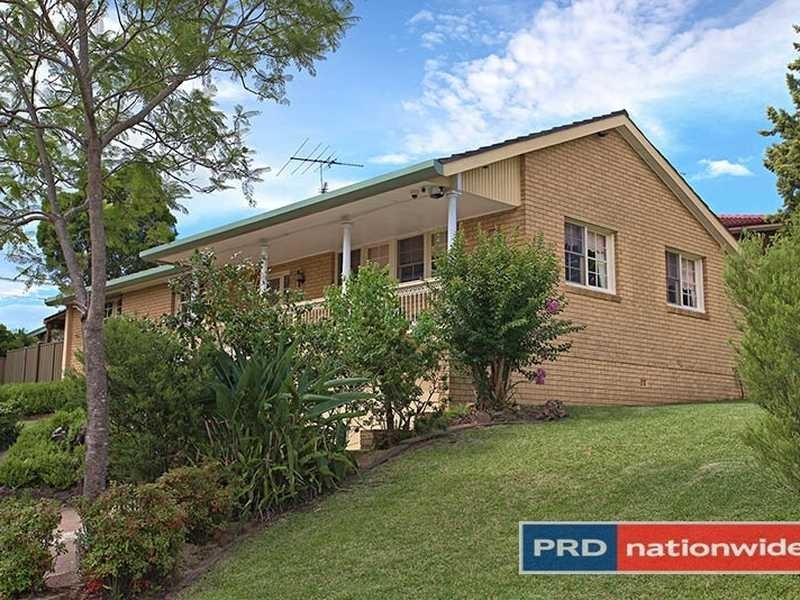 1 Grasmere Ave, Northmead NSW 2152