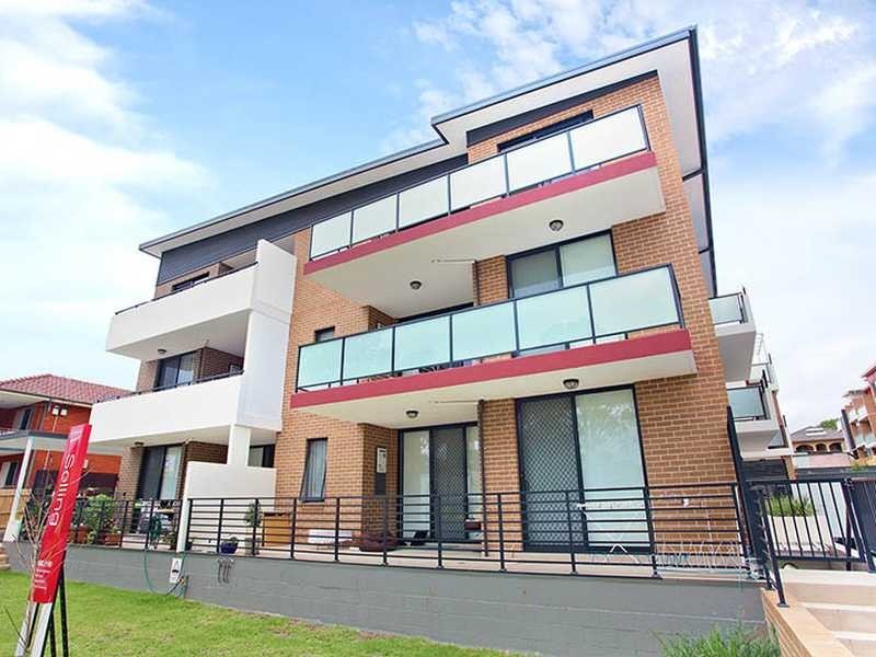 9/11-15 Dixon Street, Parramatta NSW 2150
