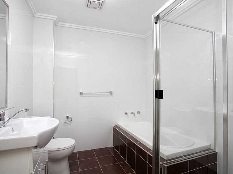 9/11-15 Dixon Street, Parramatta NSW 2150