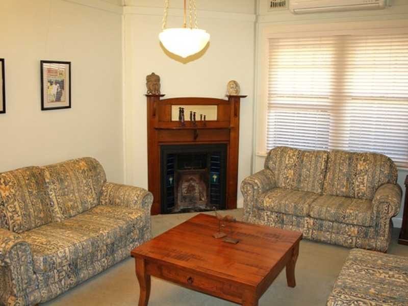 16 Lombard Street, Northmead NSW 2152