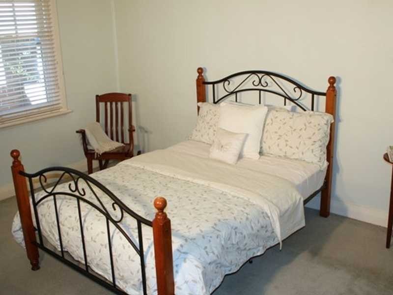 16 Lombard Street, Northmead NSW 2152