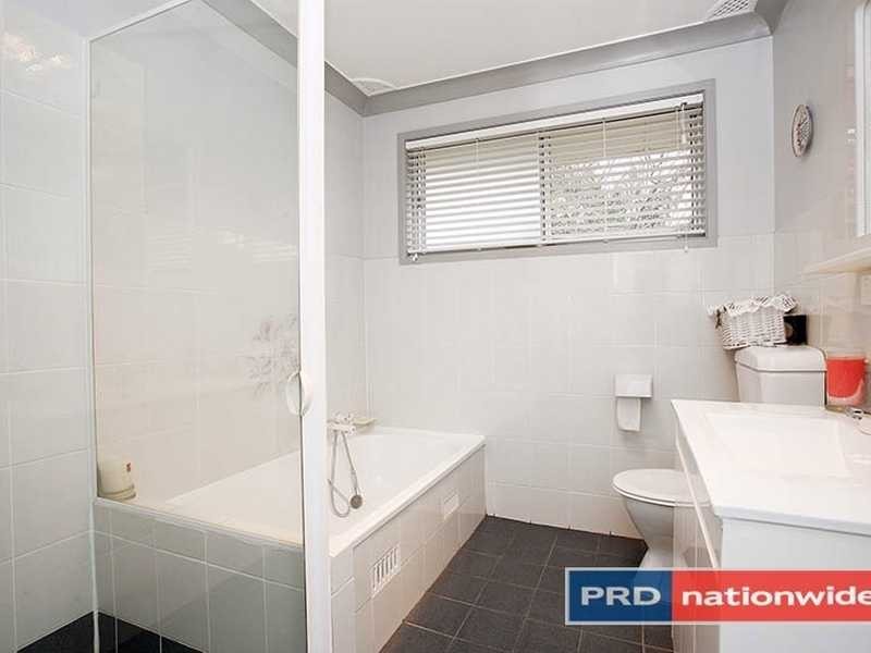 2 Naomi Street North, Baulkham Hills NSW 2153
