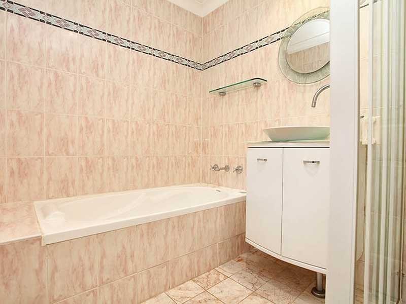 9/11-13 Pye Avenue, Northmead NSW 2152