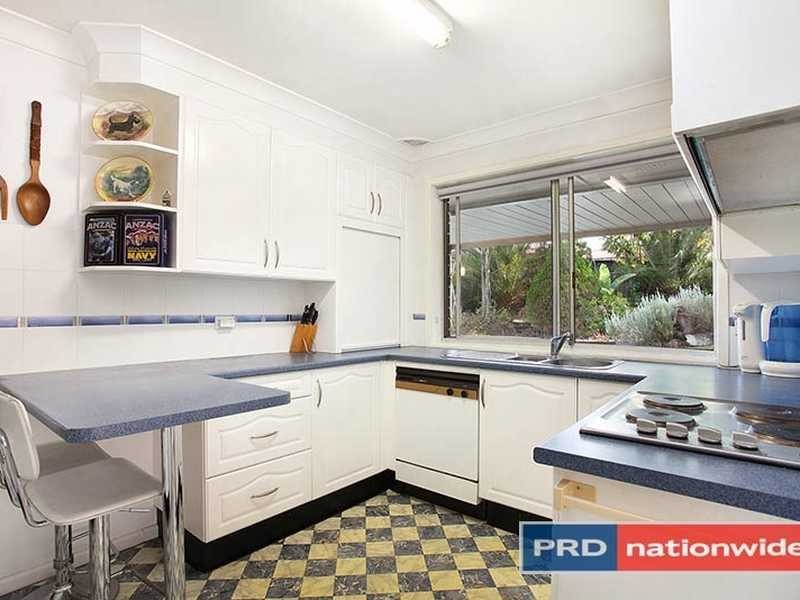 16 Melbourne Road, Winston Hills NSW 2153