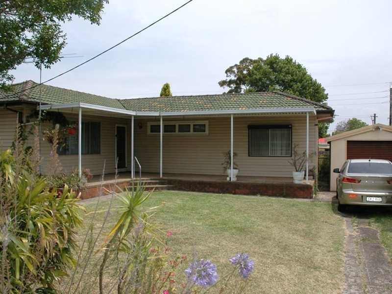352 Old Windsor Road, Old Toongabbie NSW 2146