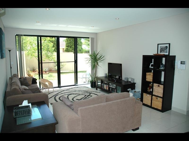 Unit 3/20 Redbank Road, Northmead NSW 2152