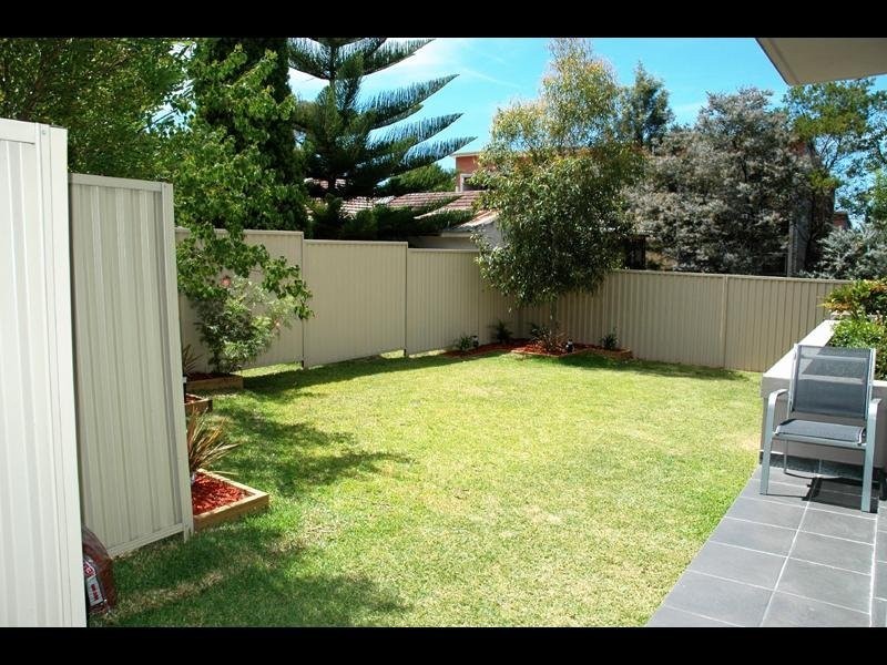 Unit 3/20 Redbank Road, Northmead NSW 2152