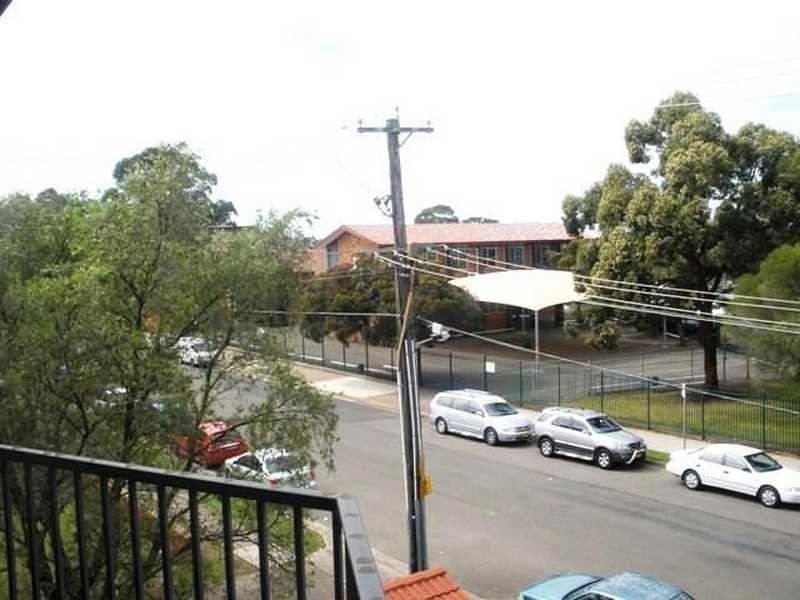 7/49-51 Calliope Street, Guildford NSW 2161