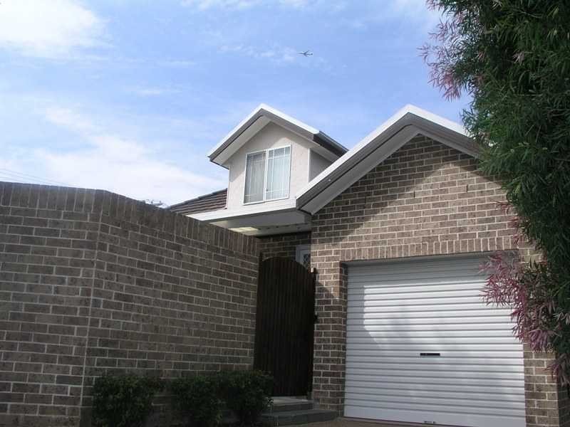 2/22 Lombard Street, Northmead NSW 2152