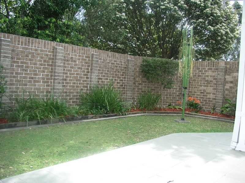 2/22 Lombard Street, Northmead NSW 2152