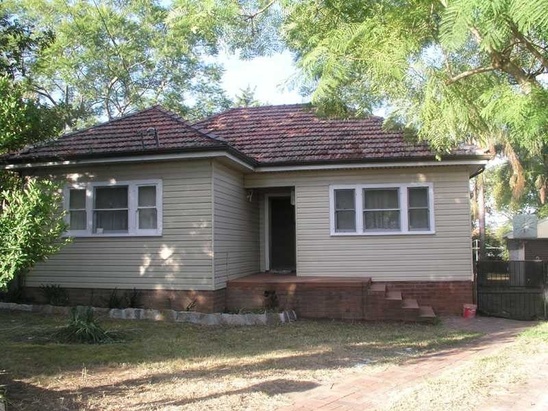 50 Glenn Avenue, Northmead NSW 2152