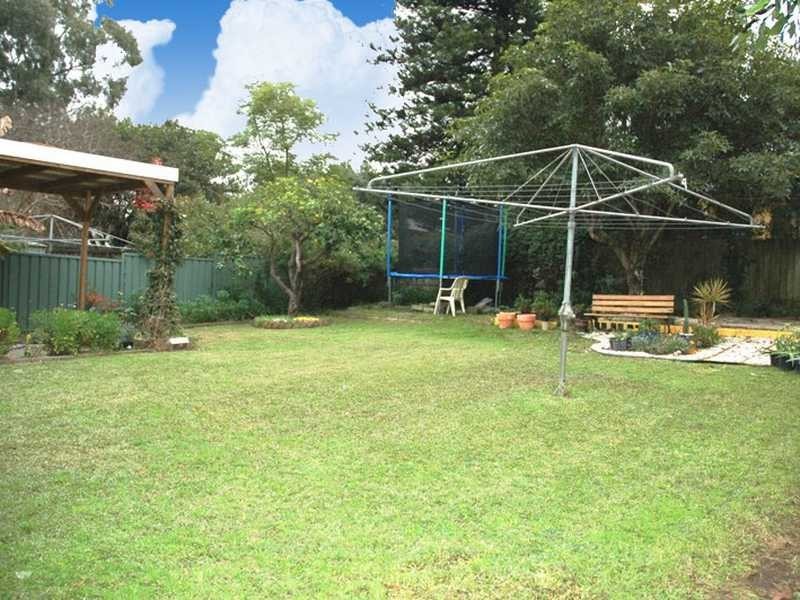 15 Balfour Street, Northmead NSW 2152