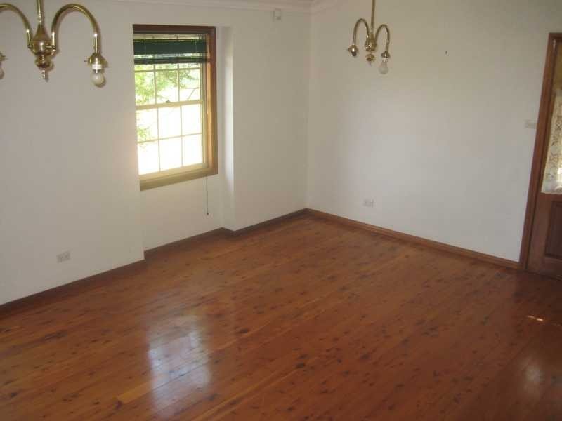 23 Allambie Avenue, Northmead NSW 2152