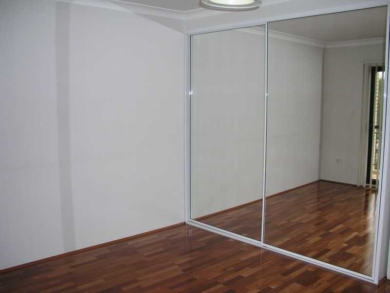 8/18-22 Campbell Street, Northmead NSW 2152