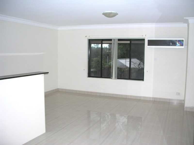 1/3-7 Windermere Avenue, Northmead NSW 2152