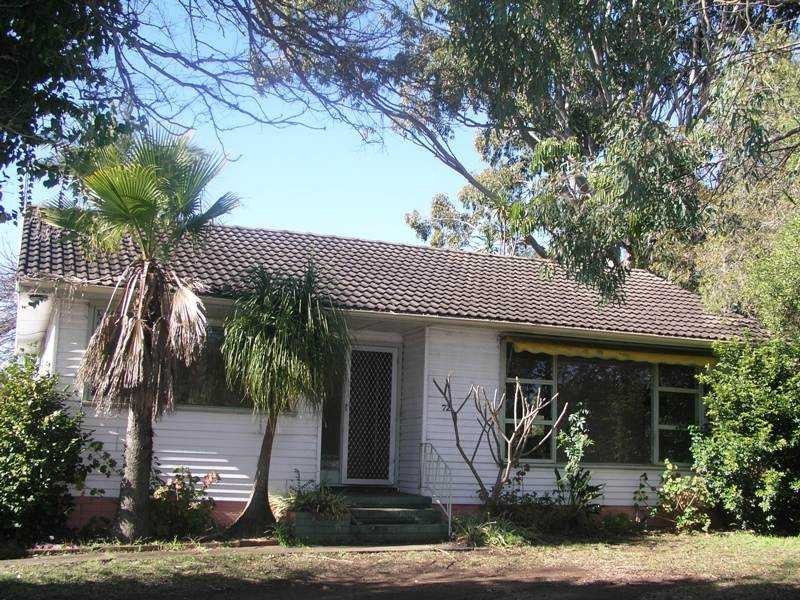 72 Bryson Street, Toongabbie NSW 2146