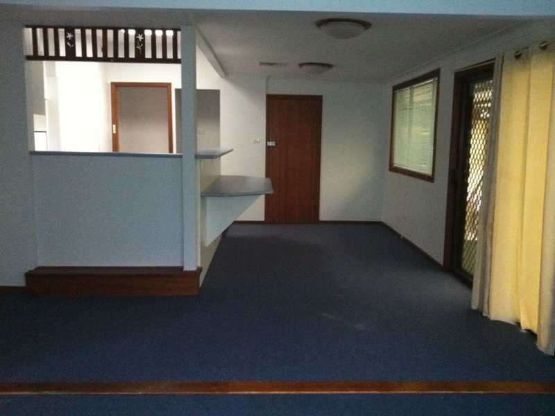 11 Windermere Avenue, Northmead NSW 2152