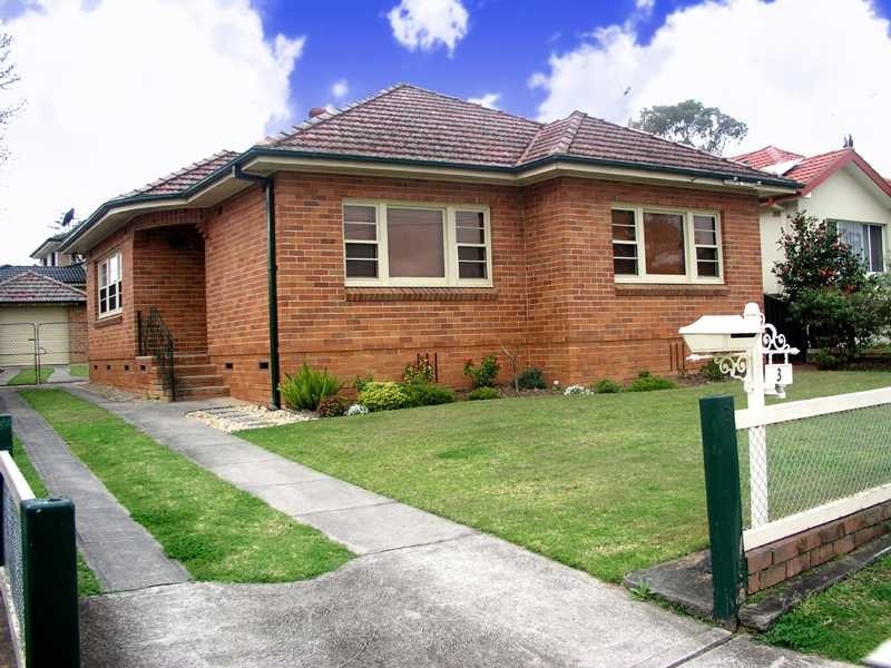 3 Hemsworth Avenue, Northmead NSW 2152