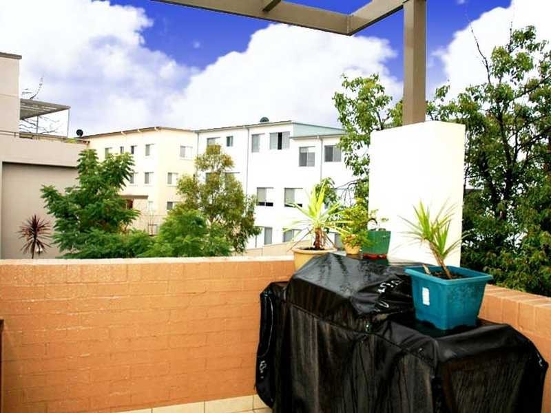 75/6-18 Redbank Road, Northmead NSW 2152