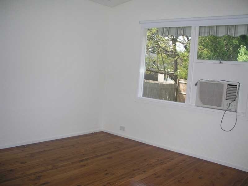 8 Harrison Street, Northmead NSW 2152